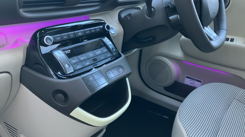 Hyundai INSTER 85kW 02 49kWh 5dr Auto Electric Hatchback